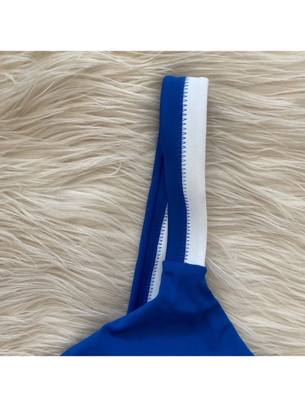 Andie Rockley Bikini Top Swimsuit Mazarine Dark Blue White Sporty Vacation L